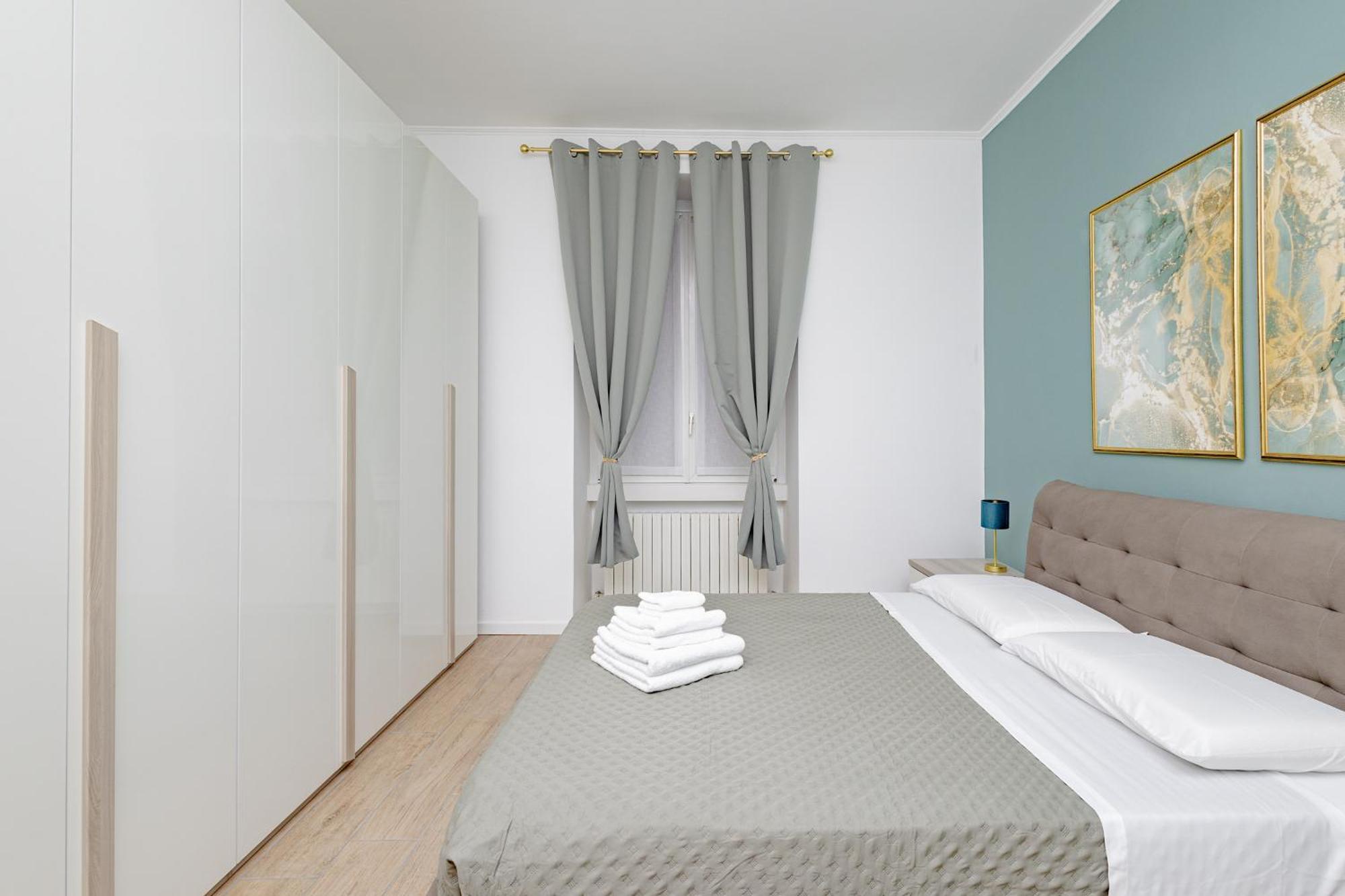 Manzoni Apartment Lecco Bagian luar foto