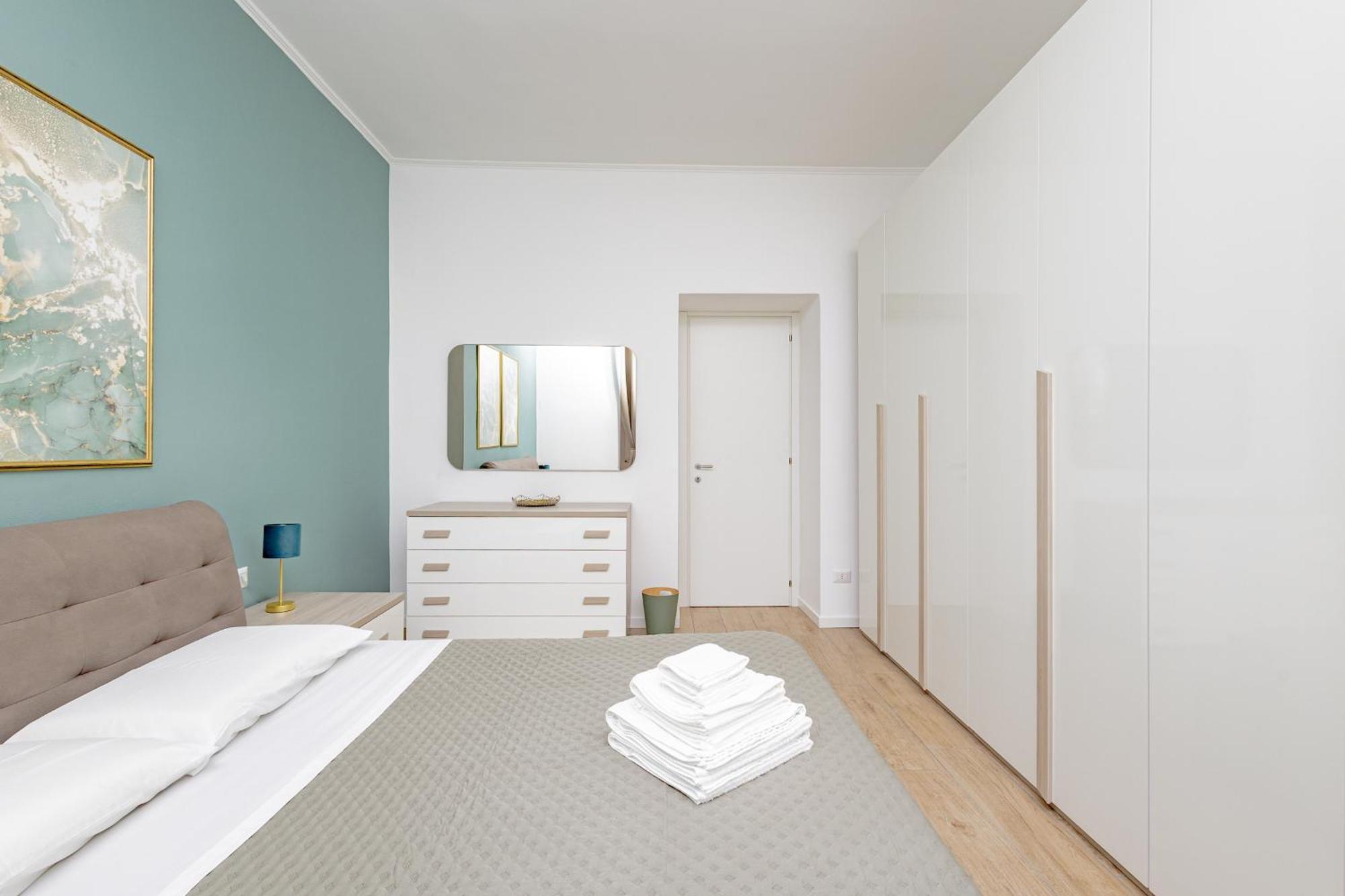 Manzoni Apartment Lecco Bagian luar foto
